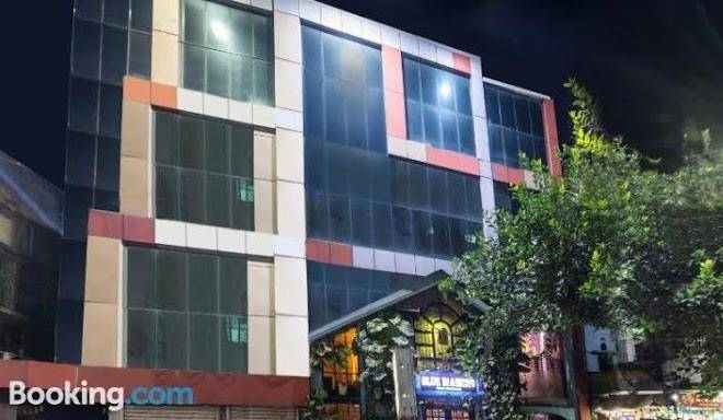 Blue Diamond Hotel And Restaurant Image