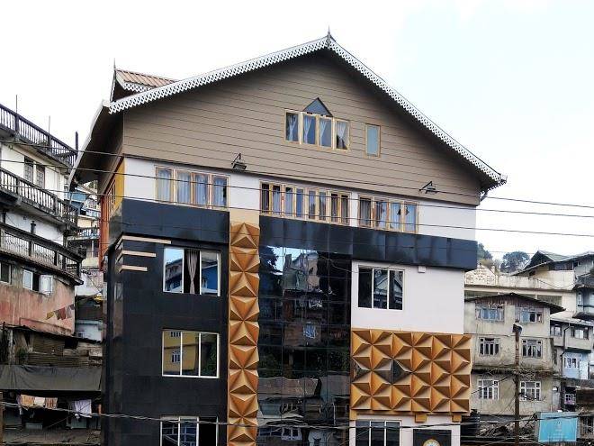 Hotel queen darjeeling