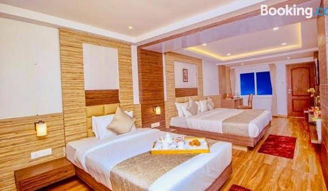 The khurana group hotel green park