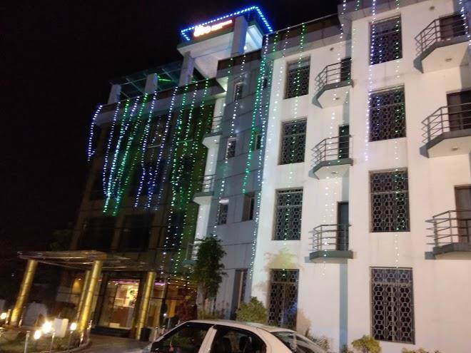 Hotel swapno neer