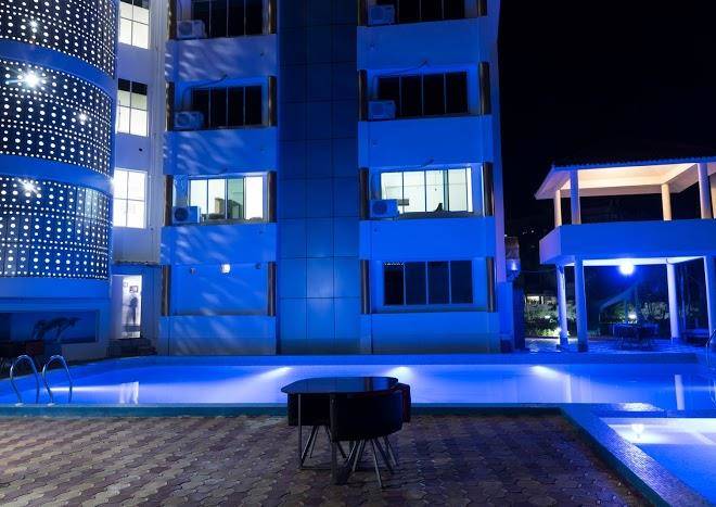 Rajhans hotel & resort
