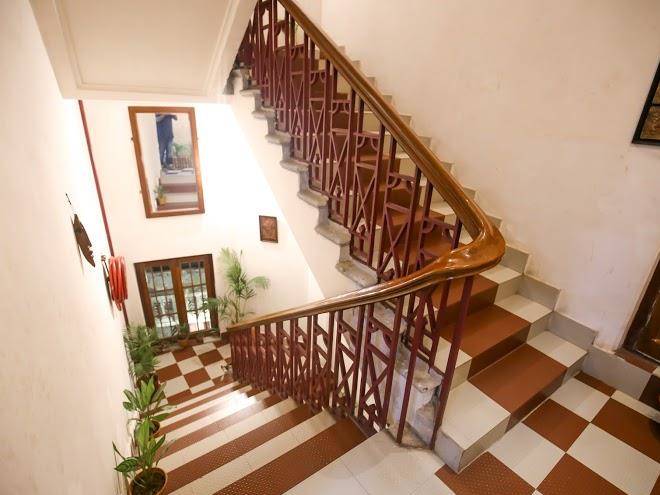 Hotel cecil