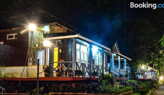 Aranya jungle resort