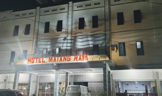 Hotel matang raya