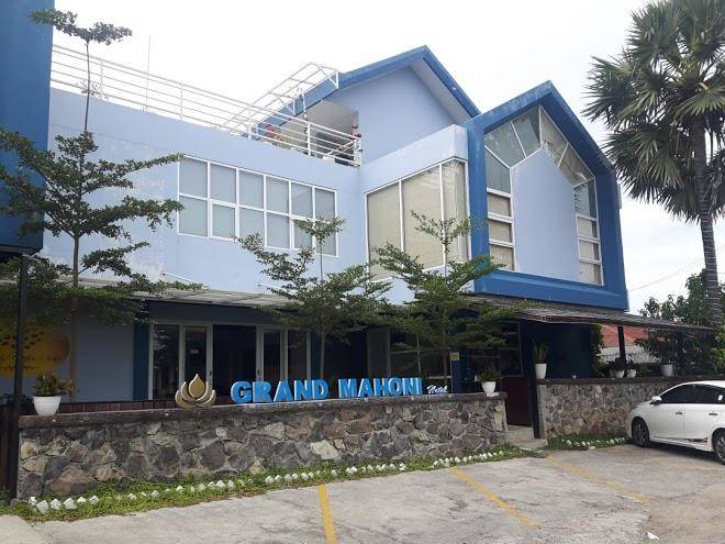 Grand mahoni hotel