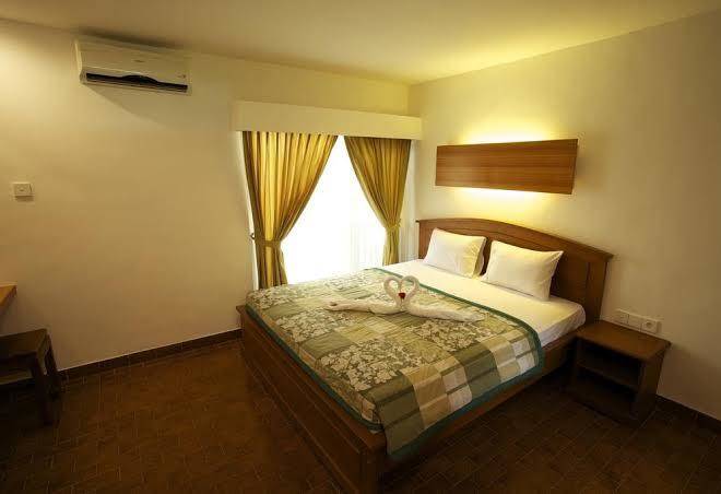 Ayu Lili Garden Hotel Image