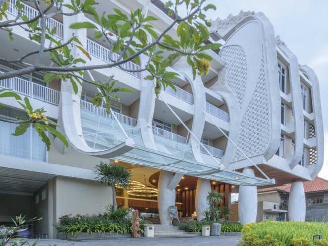 Bedrock hotel kuta bali
