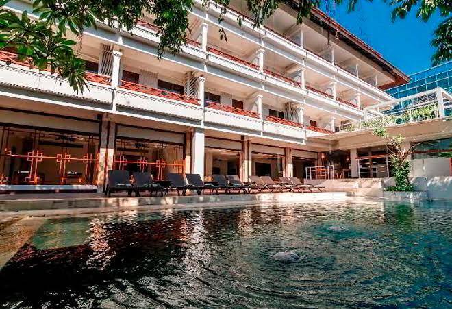 Maharani beach hotel