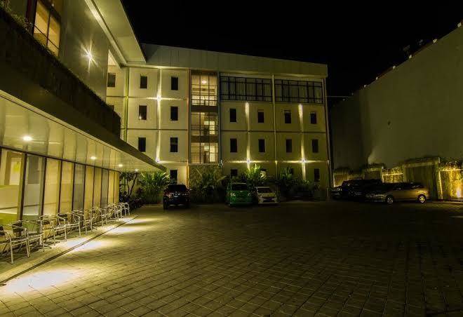 Pop hotel dewi sri
