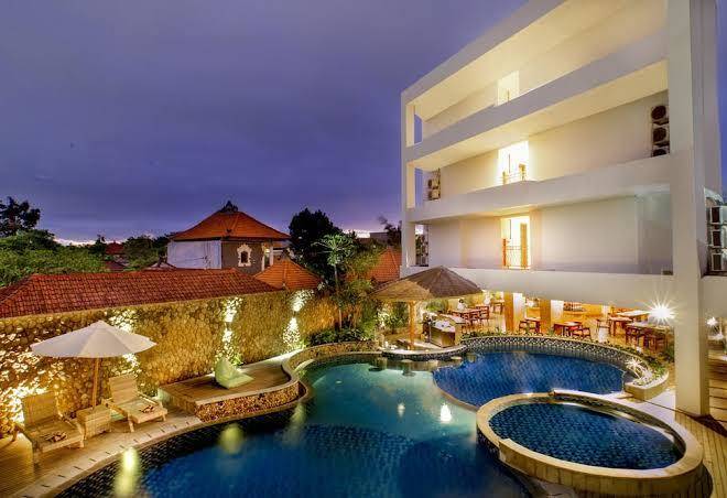 Signature hotel