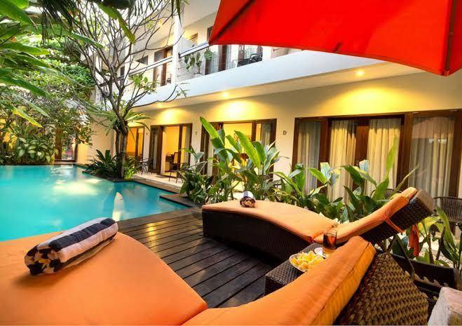 The pavilion hotel kuta