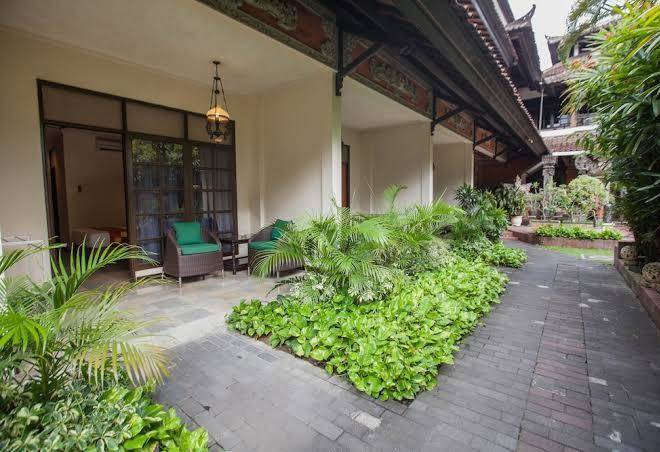 Ari putri hotel