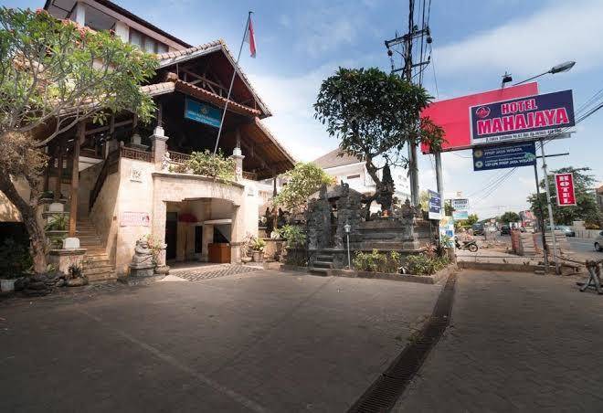 Mahajaya agung hotel & convention center