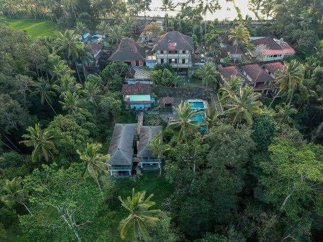 Puri saron hotel madangan