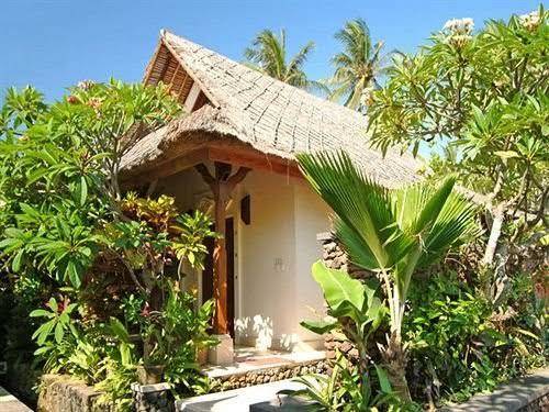 Alam candi dive resort