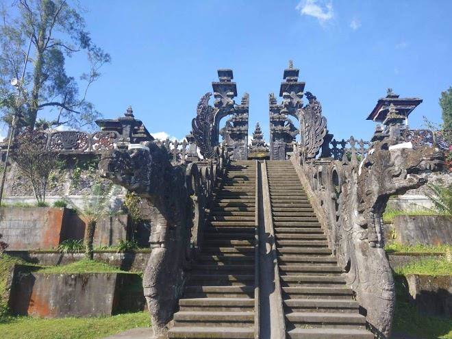 Pondok alam bukit