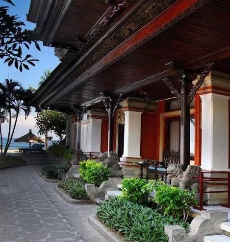 The rishi candidasa beach hotel