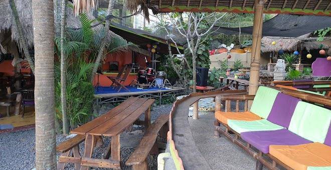Topi inn