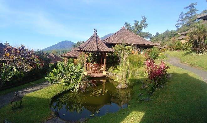 Strawberry hill hotel and restaurant