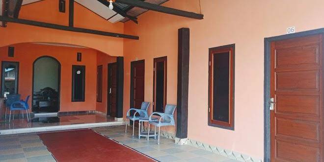 Denni & dennis homestay