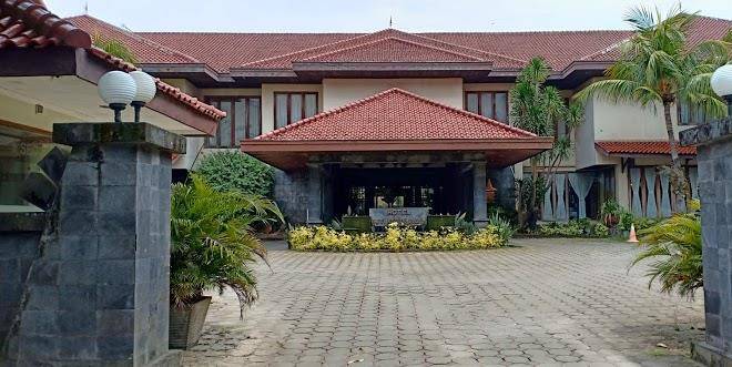 Hotel sari kuring indah