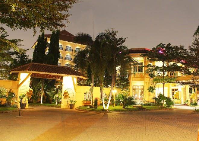 Narita Hotel Tangerang Image