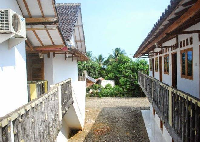 Bahari Hotel Malingping Image