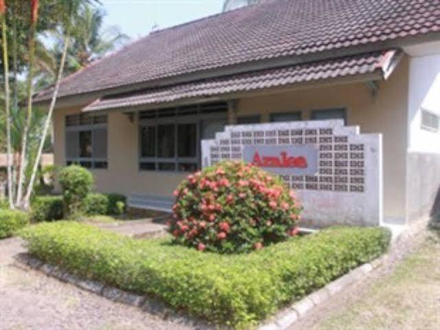 Hotel wira carita