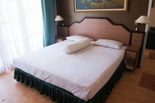 The green rio hotel