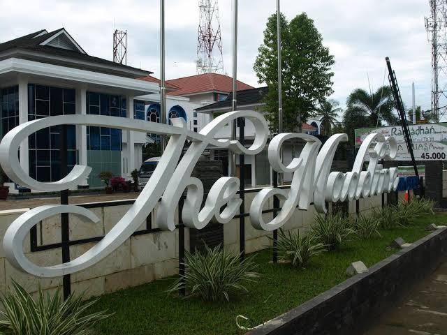 The Madeline Hotel Image