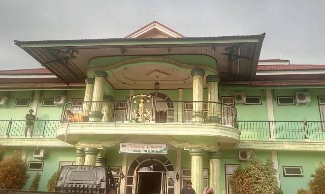 Hotel bumi batuah