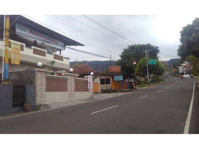 Tirta Kencana Hotel Image