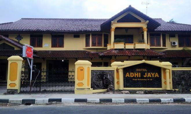Hotel Adhi Jaya