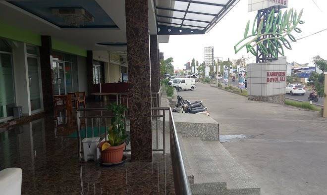 Airy bandara adi soemarmo 3 solo