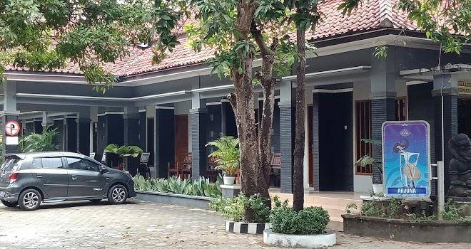 Grafika hotel dan restoran