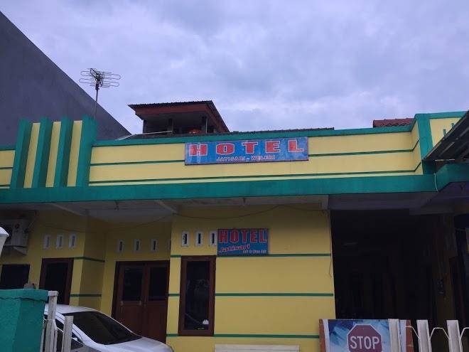 Hotel Jatisari Image