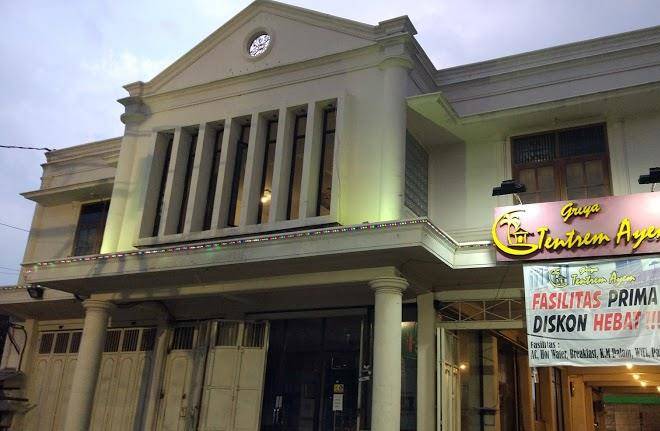 Airy Gajahmada 122 Semarang Image