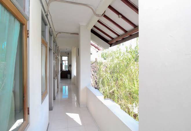 Airy gombel bukit sari raya 1 semarang