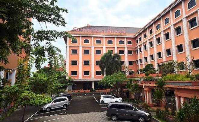 Hotel semesta