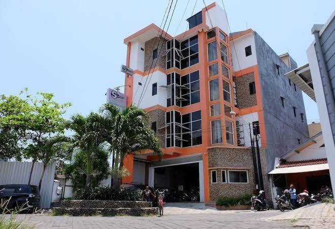 Sweet home residence