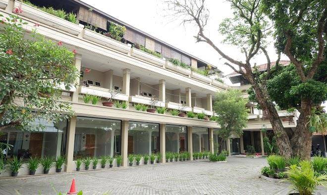Hotel catur
