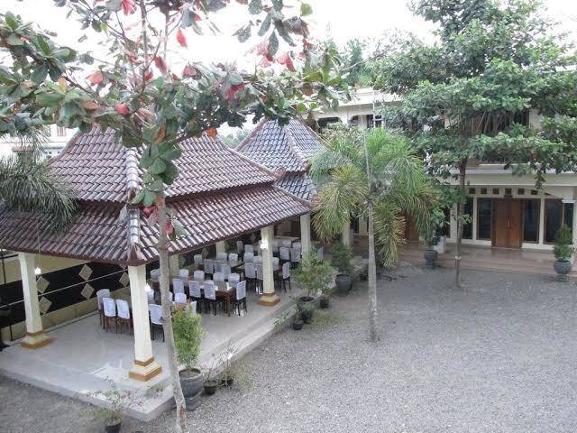 Hotel milik kita