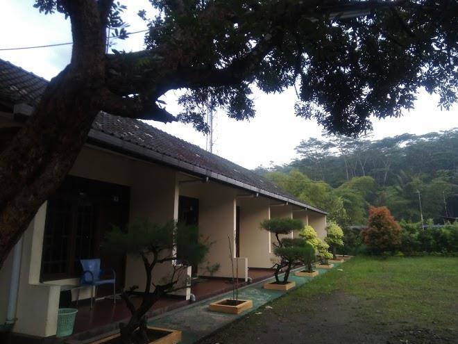 Hotel Secang Permai Image