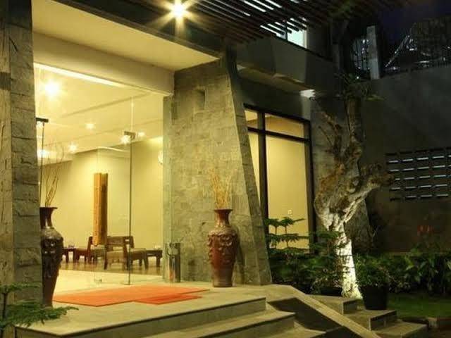 Ommaya Hotel & Resort Image