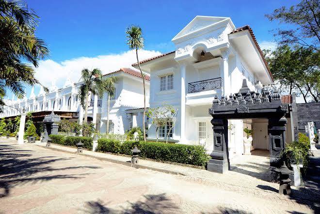 Ramada suites by wyndham solo