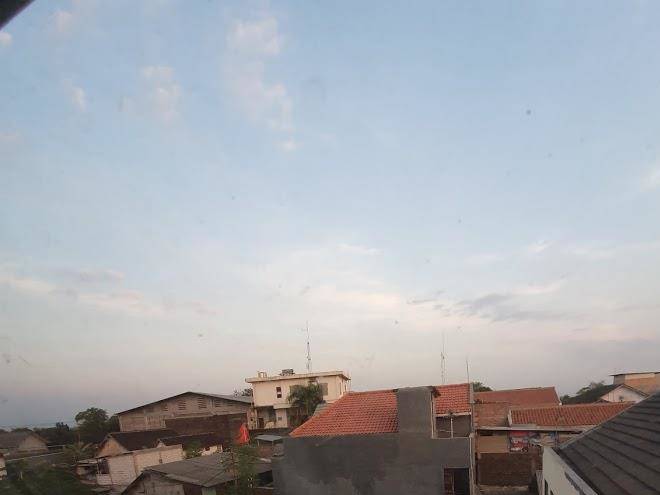 Airy Jebres Kolonel Sutarto 100 Solo Image