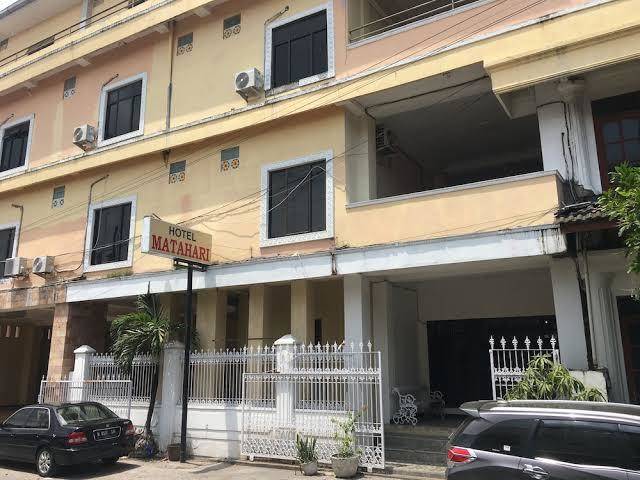 Matahari Hotel Image