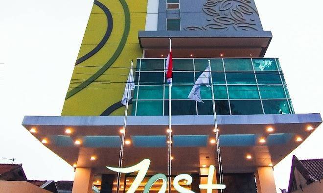 Zest hotel parang raja solo