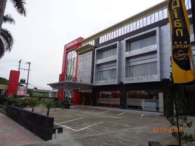 Grand dian hotel slawi