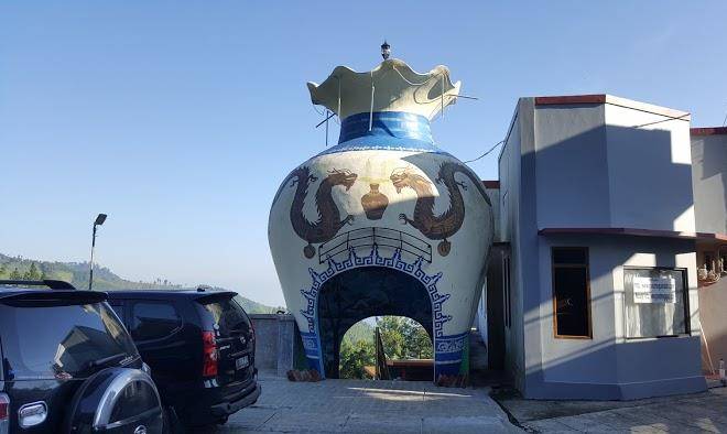 Hotel grand mega guci